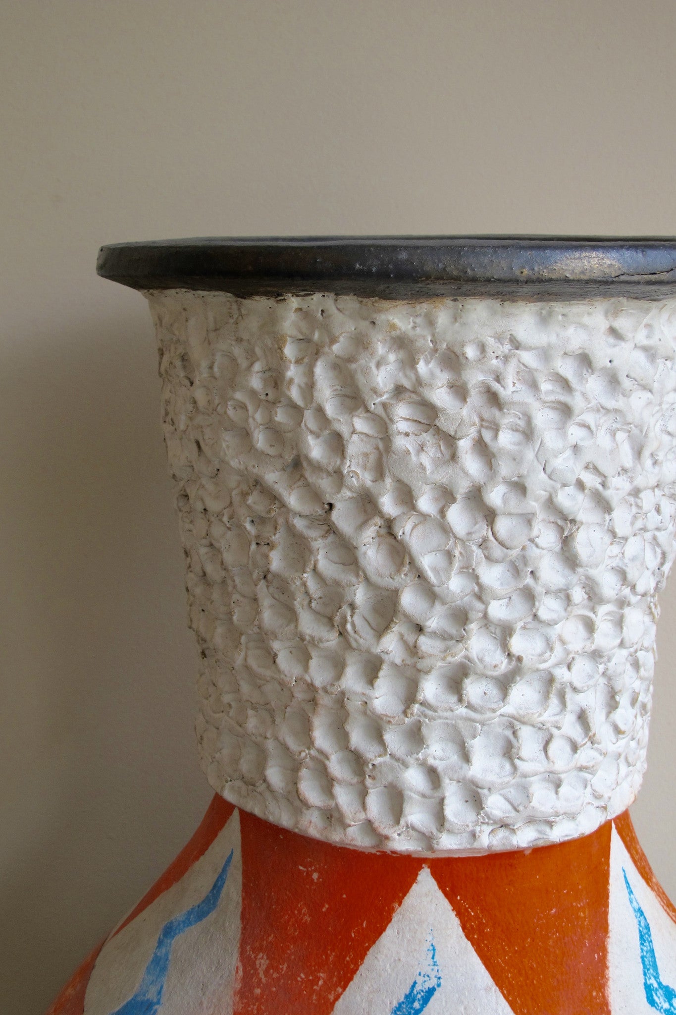 X 1940 s Ceramic Pot