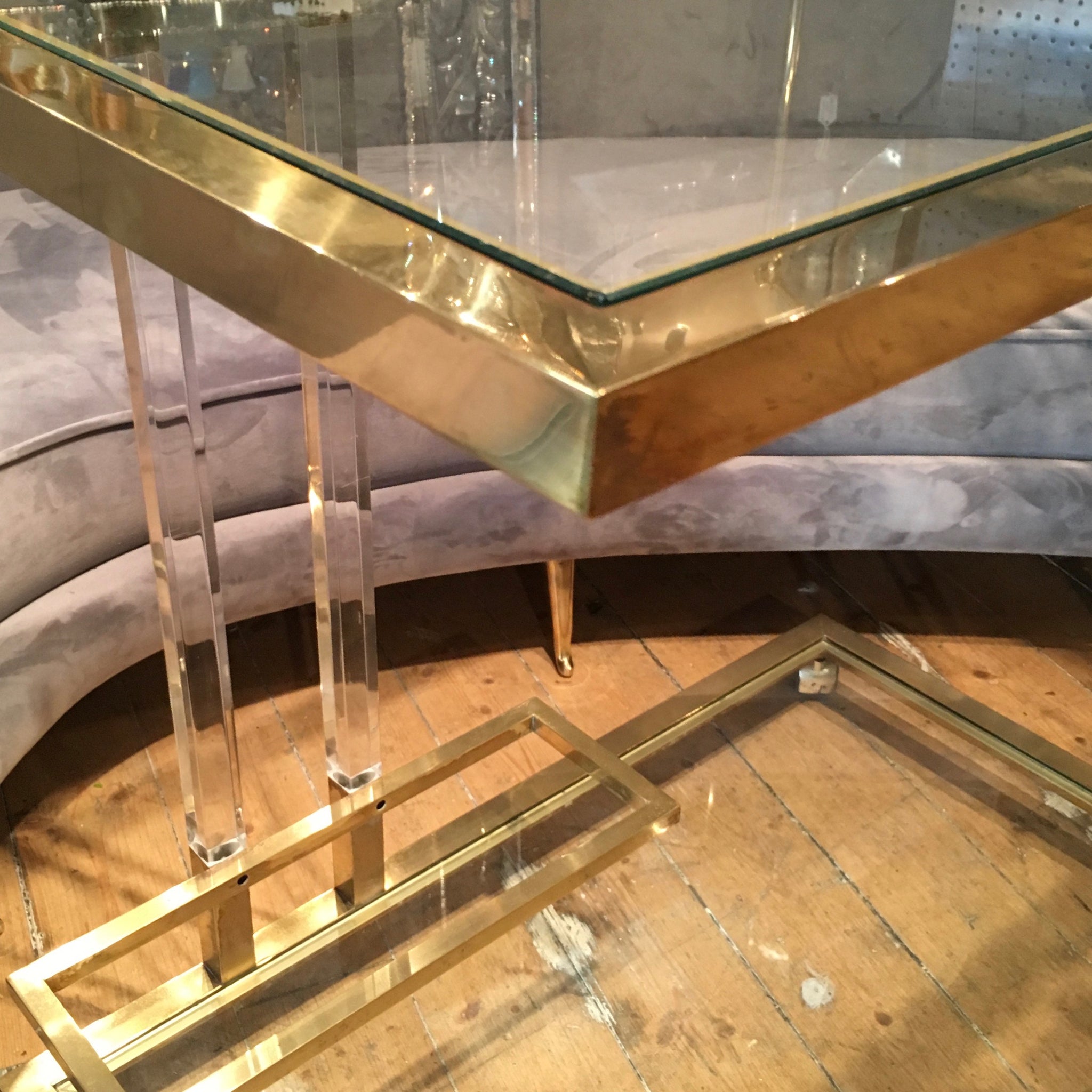 Chique and fabulous 1970's lucite and brass Bar trolley .