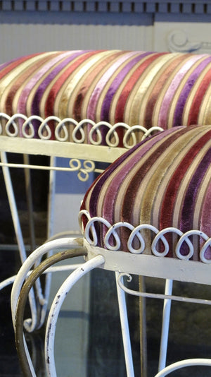 X Pair of italian 1950s upholstered Benches