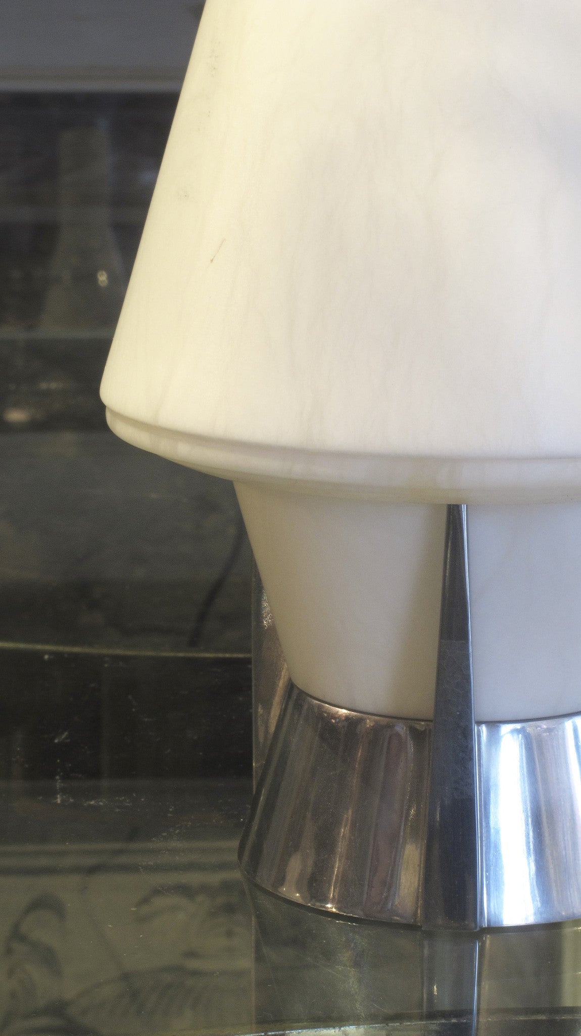 X Very unusual 1980s alabaster lamp . This lamp can be configured in a variety of ways.