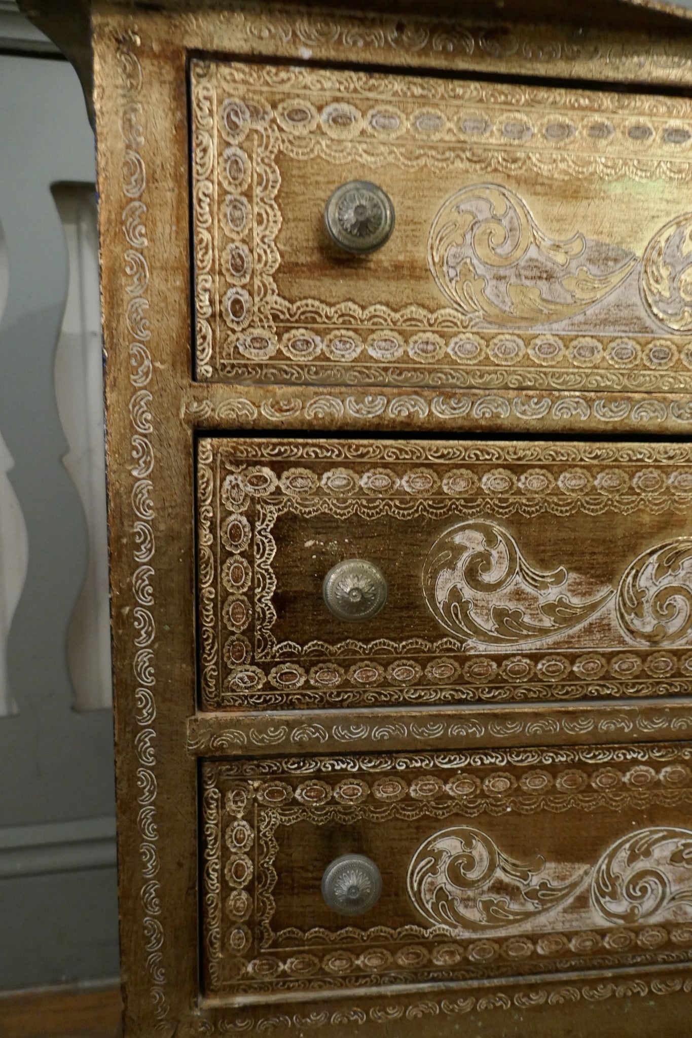 X Florentine 3 drawer cabinet.