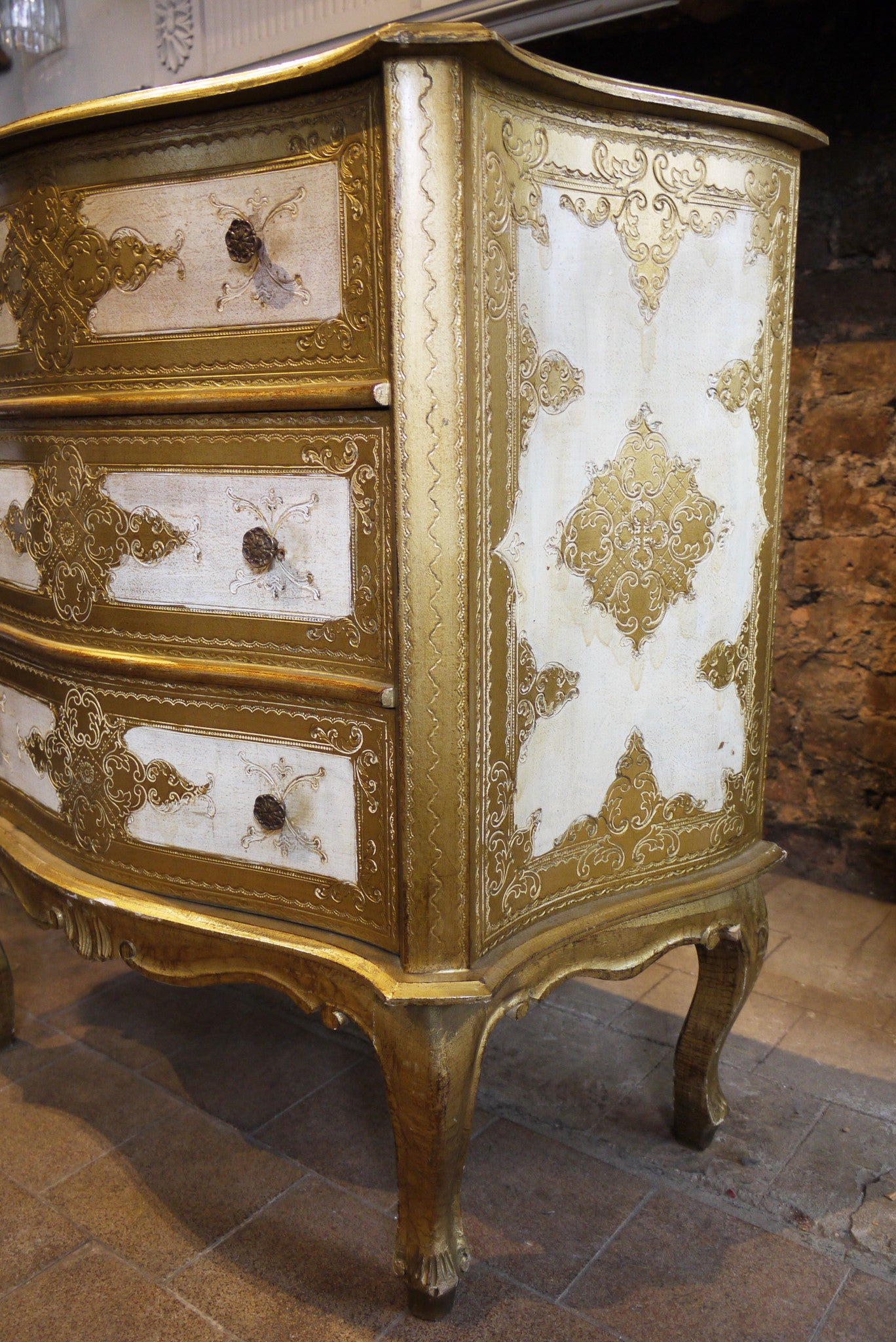 X Large Chest of Drawers